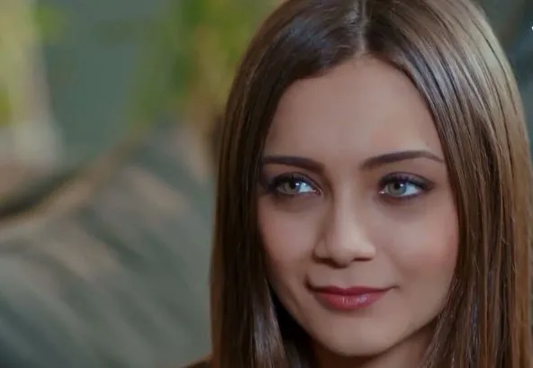Wer ist Damla Sönmez? Größe – Alter – TV-Serie – Familie