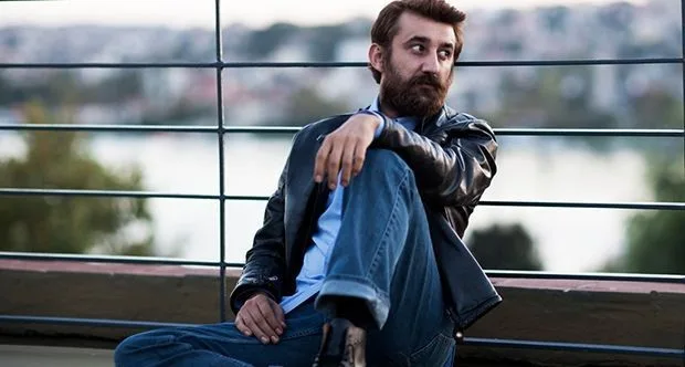 Wer ist Necip Memili? Größe – Alter – TV-Serie – Familie