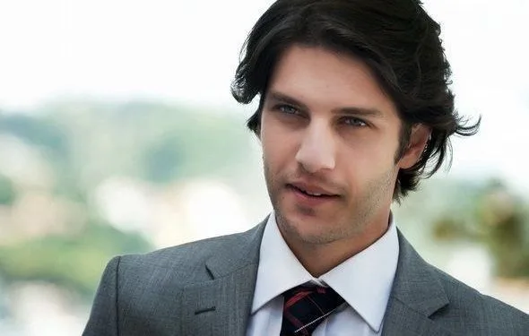 Wer ist Barış Aytaç? Größe – Alter – Serie – Familie
