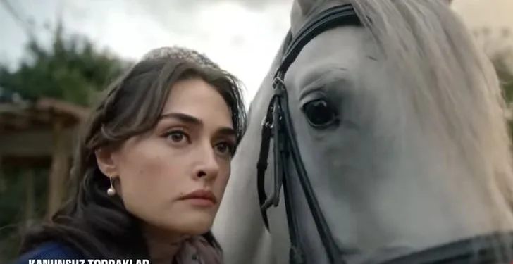 Esra Bilgiç hat eine sehr wichtige Entscheidung für ihr Bildungsleben getroffen!
