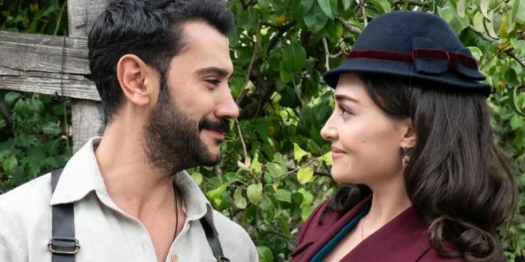 Esra Bilgiç und Uğur Güneş haben sich zum zweiten Mal in einer TV-Serie getroffen!
