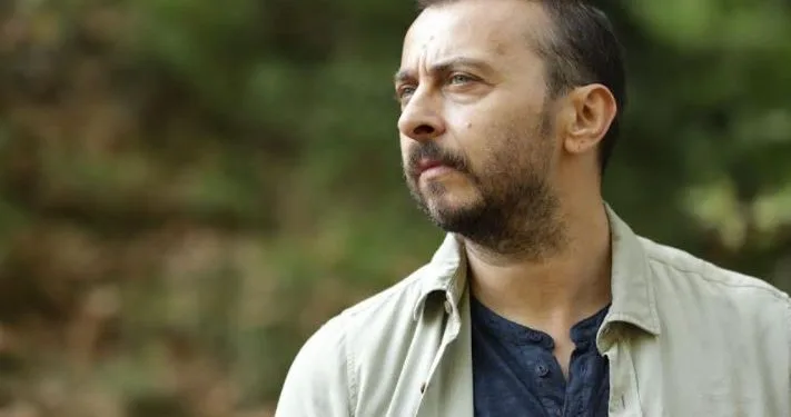 Nach Son Yaz jetzt Leyla ve Mecnun! Ali Atay weiß nicht, was er tun soll!
