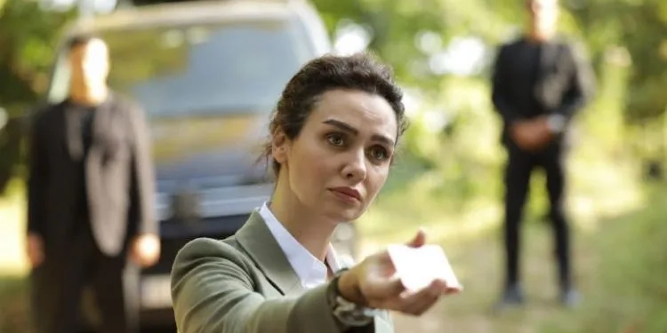 Son Yaz Serie ist vorbei, Birce Akalay konzentriert sich auf die Schmuckmarke!…