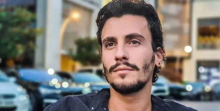 Wer ist Bertan Asllani? Woher kommt er – Größe – Alter – TV-Serie – Familie