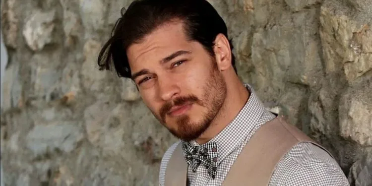Çağatay Ulusoy hat in das Szenario von Yalı Çapkını eingegriffen!