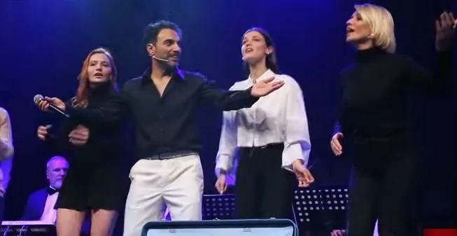 Eren-Kommissar der Yargı-Serie Uğur Aslan sagte, Pınar Deniz tanzte auf der Bühne!