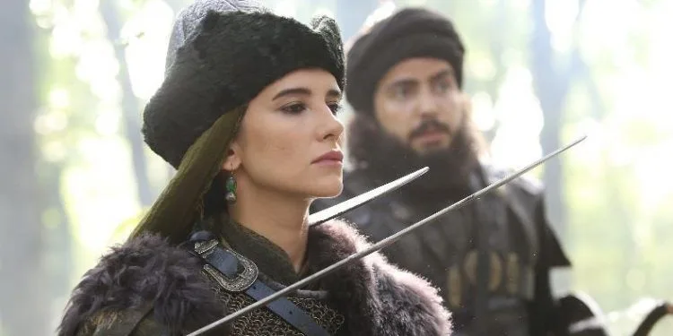 Nach Uyanış Büyük Selçuklu hat Leyla Lydia Tuğutlu ihre neue Serie gefunden!