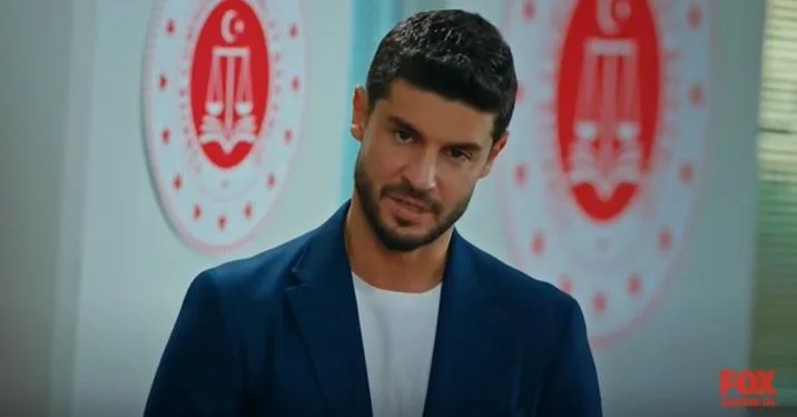 Eda Ece und Berk Oktay tragen jetzt gemeinsam die Yasak Elma-Reihe!