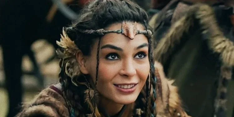 Ebru Şahin hat sich auch in der Serie Destan geliebt!