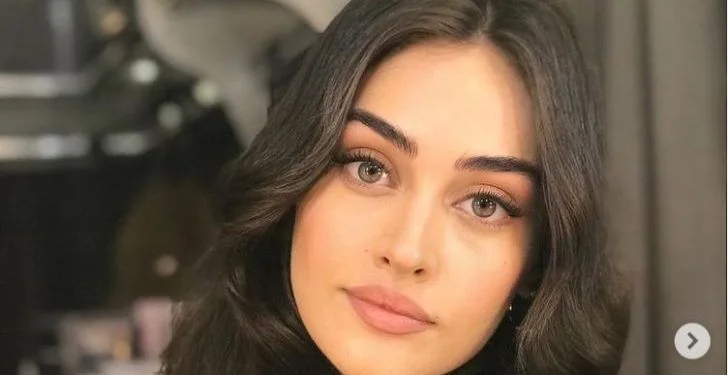 Die Ähnlichkeit mit dem Bruder von Esra Bilgiç, Gülfem von Kanunsuz Topraklar, war sehr überraschend!