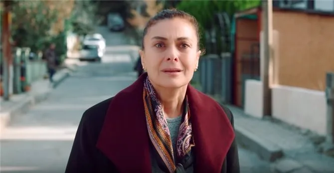 Ferhunde Hanımlar Geständnis kommt Jahre später von der Meisterschauspielerin Hatice Aslan!…