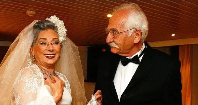Die legendäre Großmutter von Yabancı Damat, Eftelya, kommt nach Jahren wie eine Bombe zurück!
