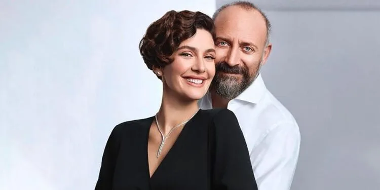 Das Ehepaar Bergüzar Korel und Halit Ergenç, das kürzlich sein drittes Kind zur Welt brachte, traf eine Entscheidung, die ihr Leben verändern sollte.