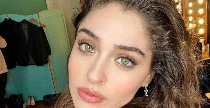 Cemre Baysel posierte zum ersten Mal im Jahr, Kommentar ihrer Geliebten Aytaç Şaşmaz wurde nicht verzögert!..