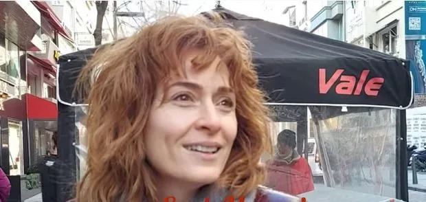 Ceyda Düvenci arbeitet in 3 Branchen, aber sie besteht die Serienprojekte nicht!