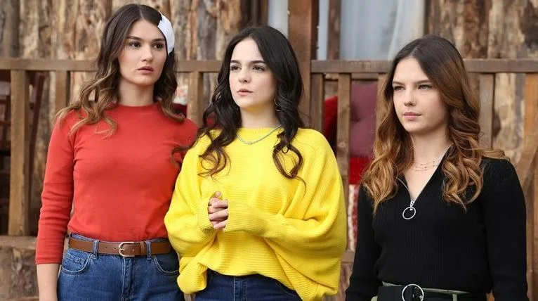 Gizem Güneş, Nilsu Berfin Aktaş und Aslıhan Kapanşahin glänzten gemeinsam