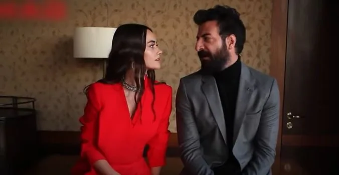 Das Geschlecht der Babys von Hande Soral und İsmail Demirci ist bekannt! Das Video dieser Momente ist in den sozialen Medien…