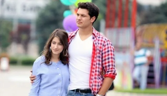 Hazal Kaya und Ceyda Ateş kamen Jahre nach Adını Feriha Koydum mit ihren Kindern zusammen!