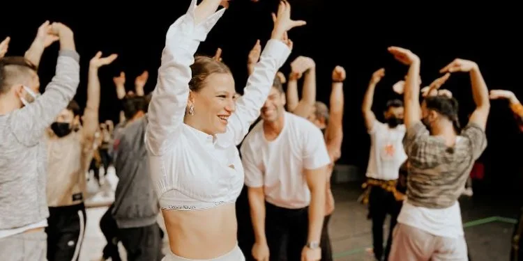 Tickets für Alice Müzikali mit Serenay Sarıkaya sind ausverkauft