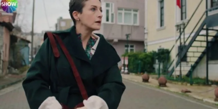 Ihr Ton ist friedlich, ihre Szenen sind atemlos anzusehen, Canan Ergüder blühte wie eine Blume in der TV-Serie „Oğlum“!