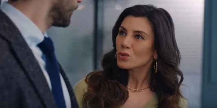 Gökçe Bahadır muss in der Serie nicht als Ehepartner auftreten, ihre wahren Gefühle werden auf der Leinwand widergespiegelt!