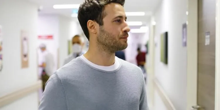 Ozan Dolunay, der mit seinen zwei Projekten in Folge frustriert war, kehrt auf die Leinwand zurück!