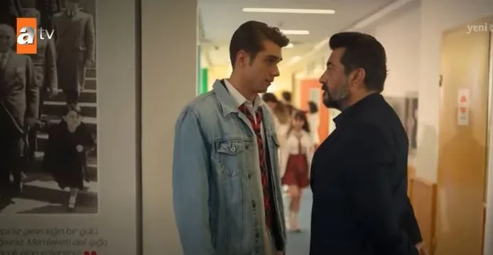 Celil Nalçakan und Onur Seyit Yaran verstehen sich sehr gut am Set der Fernsehserie Kardeşlerim