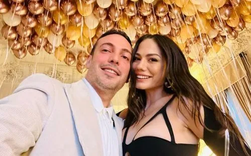 Hochzeitsentscheidung von Paar Demet Özdemir und Oğuzhan Koç! Fans werden sich über diese Neuigkeiten freuen!
