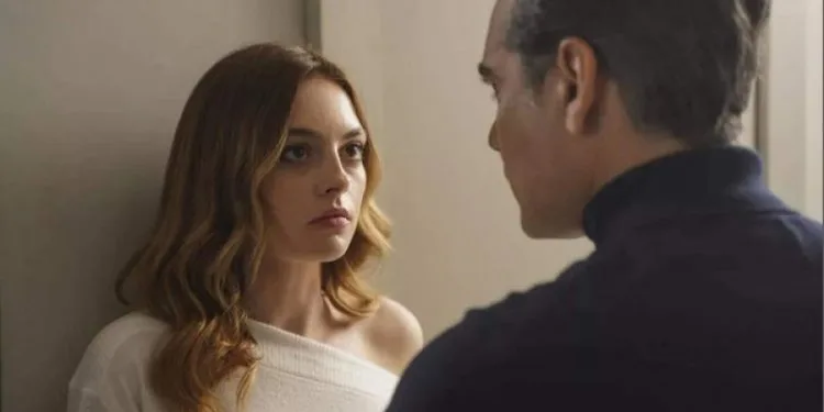 Die Figur Derin in der Fernsehserie Sadakatsiz führt Melis Sezen an ganz unterschiedliche Orte