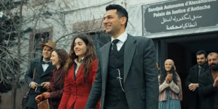 Murat Yıldırıms letzte Haltung in der Aziz-Serie erweckte das Gefühl, dass er mit der Trennung zufrieden war!