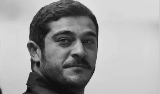 Burak Deniz ist in der ersten heimischen Serie von Disney Plus in einem anderen Land vor der Türkei!