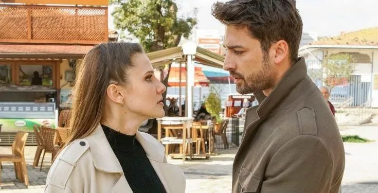 Alina Boz und Alp Navruz kamen nach der TV-Serie Elimi Bırakma wieder zusammen