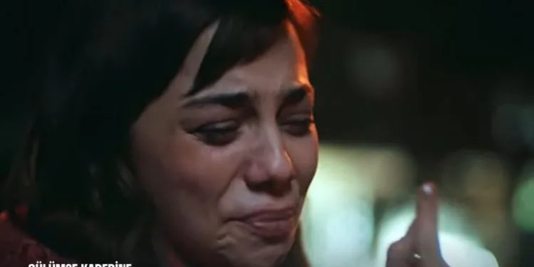 Die Gülümse Kaderine-Serie bot Bahar Şahin erneut die Gelegenheit in Zalim Istanbul!