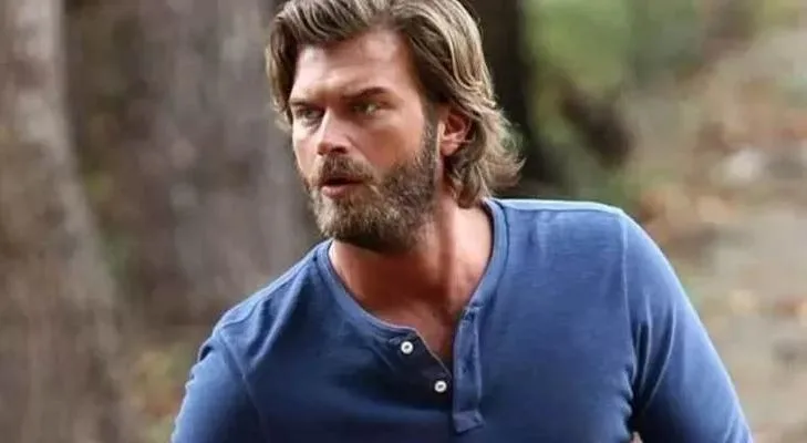 Kıvanç Tatlıtuğs Sohn Kurt Efe sieht aus wie sein Vater!