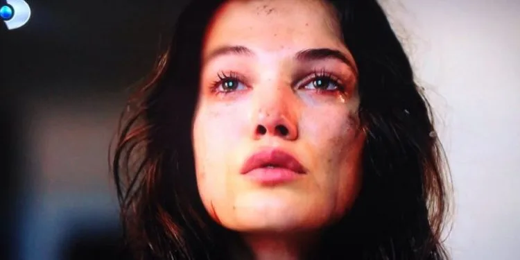 Pınar Deniz, die mit der Yargı-Serie von Erfolg zu Erfolg lief, hat ein Thema, über das sie unglücklich ist!