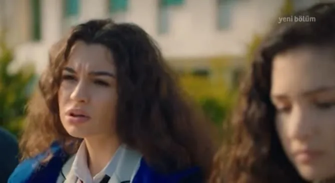Mit welchem Co-Star haben Fans der Kardeşlerim-Serie Su Burcu Yazgı Coşkun verglichen?