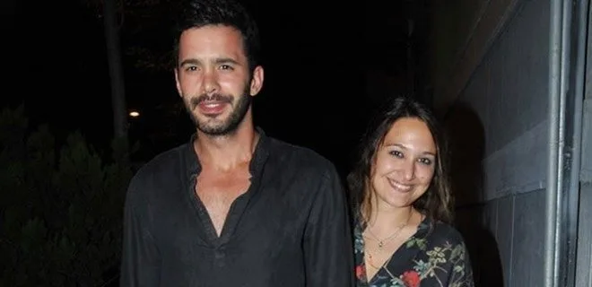 Barış Arduç und Gupse Özay haben diese freudige Nachricht 6 Monate lang sorgfältig versteckt!