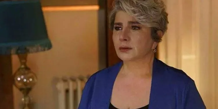 Der Grund, warum Devrim Yakut in einigen Episoden der Camdaki Kız-Serie nicht anwesend war, wurde enthüllt