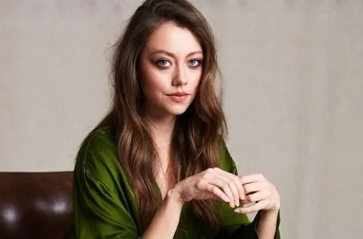 Gözde Kaya, die mit Nadya in der TV-Serie Ramo einen starken Eindruck hinterließ, kehrt an die Sets zurück!