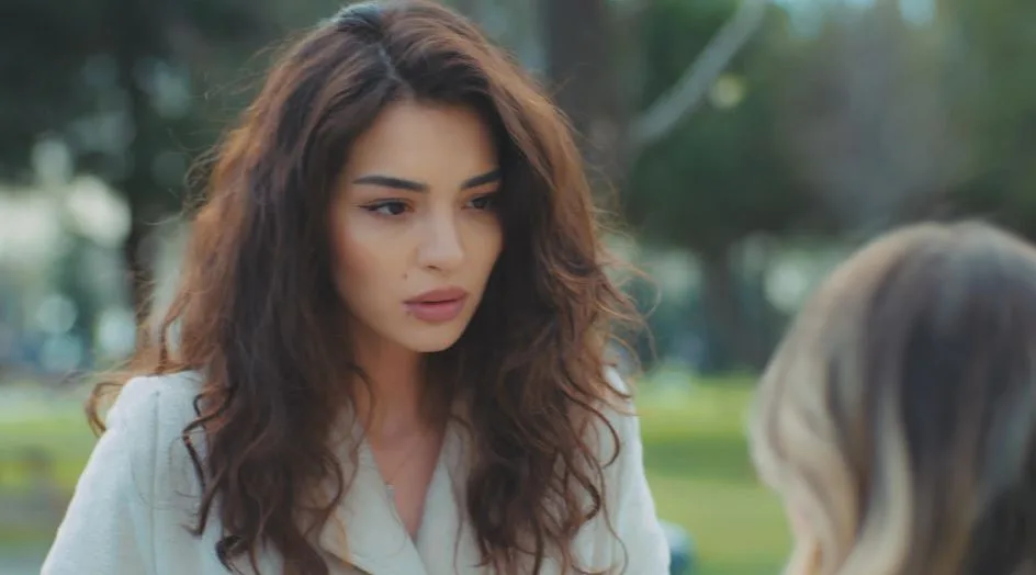 Diejenigen, die auf die Fortsetzung von Hayaller ve Hayatlar warten, erleben die gleiche Stimmung wie Melisa Aslı Pamuk!