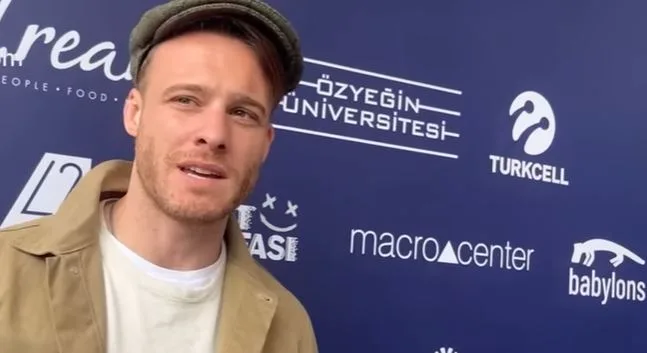 Alle reden davon, ein Weltstar zu sein und versuchen, sie zu verwöhnen, aber Kerem Bürsin ist das egal!