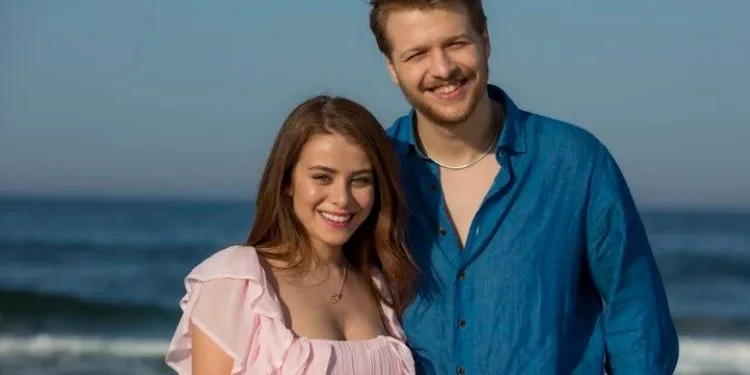 Mit der TV-Serie Seversin, die auf die Bildschirme zurückkehrt, ist İlayda Alişans Herz voll von