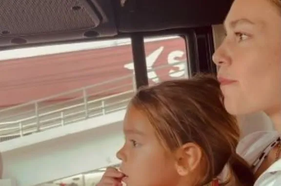 Diejenigen, die das Kind in Aslı Envers Armen sahen, konnten die Ähnlichkeit nicht glauben!