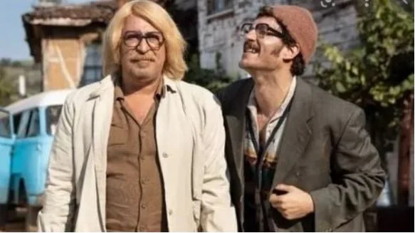 Das Duo Cem Yılmaz und Uraz Kaygılaroğlu macht Urlaub!
