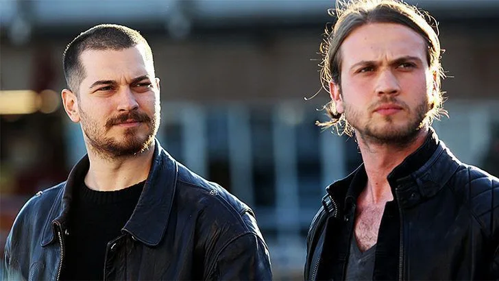 Die Auslandsadaption von İçerde, die einen wichtigen Platz in den Karrieren von Çağatay Ulusoy und Aras Bulut İynemli einnimmt, wird gedreht!
