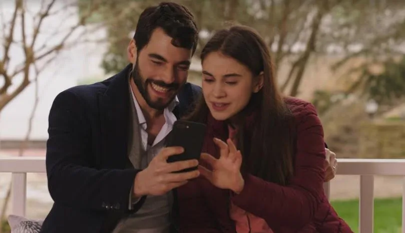 Der Akın Akınözü-Trumpf für die Serie Kaderimin Oyunu wirkte nicht in der Türkei, sondern im Ausland!