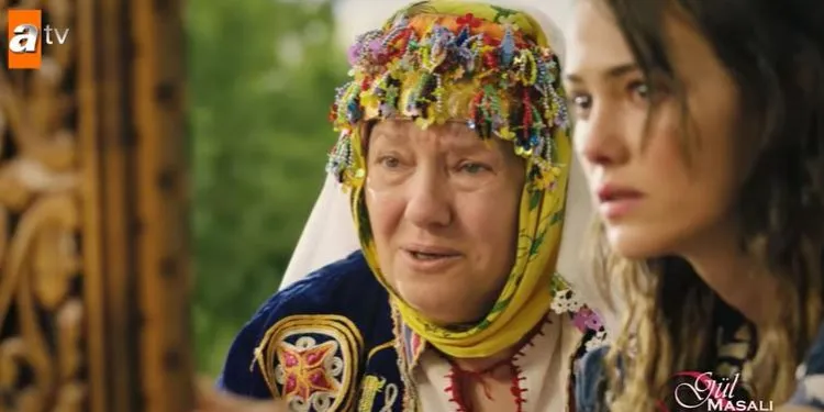 Charaktershow von Ayşenil Şamlıoğlu! Als Fatma Peride in der Fernsehserie Menajerimi Ara sieht, ist sie in Gül Mesalı überrascht!