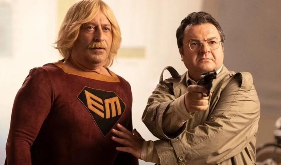 Erşan Kuneri, die erste TV-Serie von Cem Yılmaz, wurde viel kritisiert, aber er gab die Antwort mit der Anzahl der Aufrufe!