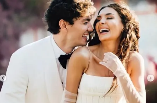 Das Hochzeitskleid von Ebru Şahin, dem Star der Destan-Serie, fiel in die Sprache der sozialen Medien!