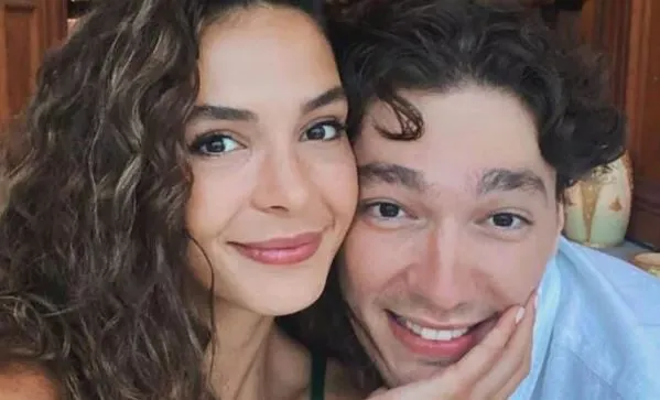 Das Hochzeitskleid von Ebru Şahin, das sie bei ihrer Hochzeit in Mazedonien trug, erhielt in den sozialen Medien große Anerkennung.